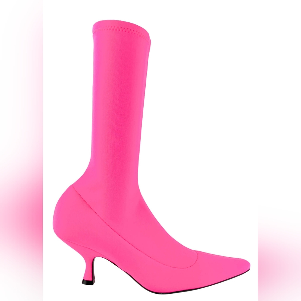 NIB $920 Khaite pink sock boots